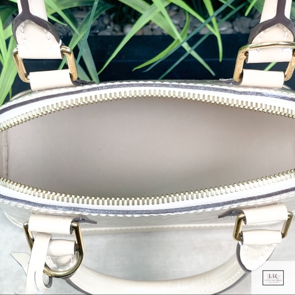 SOLD Louis Vuitton Vernis Alma BB Dune - Picture 14 of 14